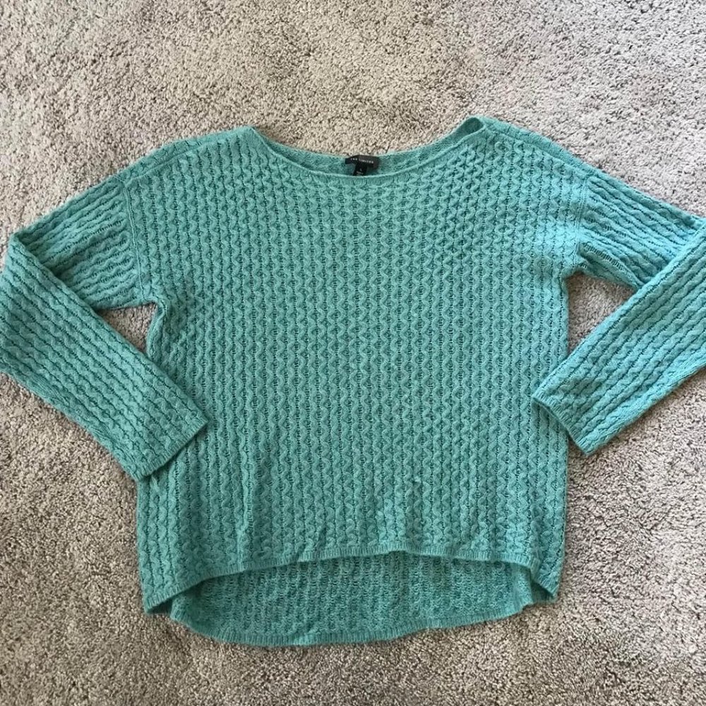 The Limited women’s large green sweater